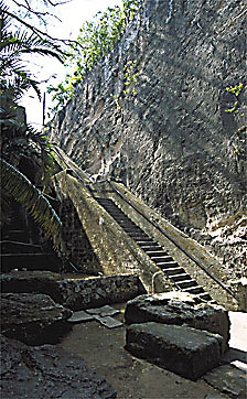Nassau Photograph of Queen's Staircase