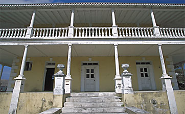 Nassau Photograph of Doyle House